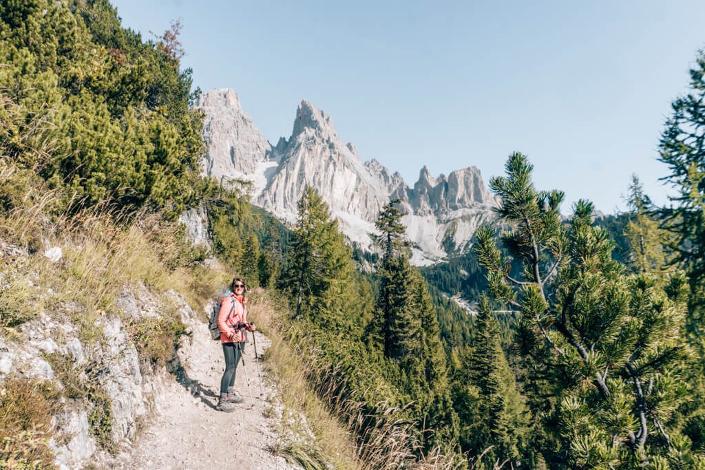 Wanderweg in den Dolomiten