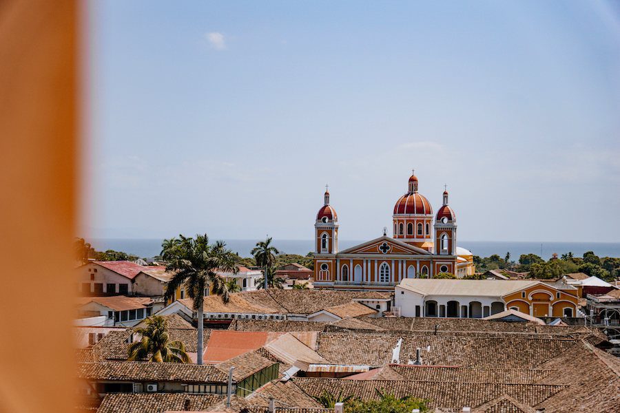 Blick über die Dächer Granadas von der Kirche