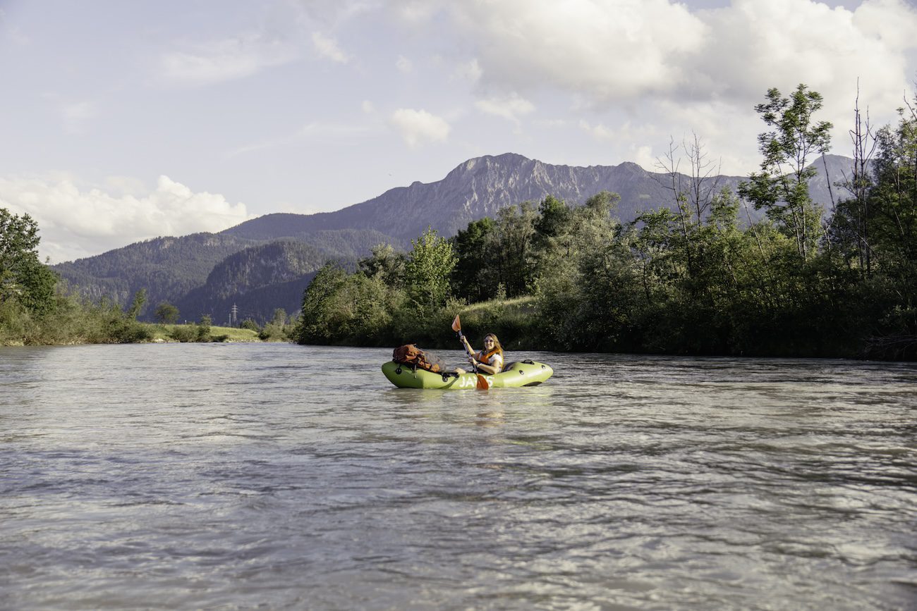 Packrafting auf der Loisach in Bayern