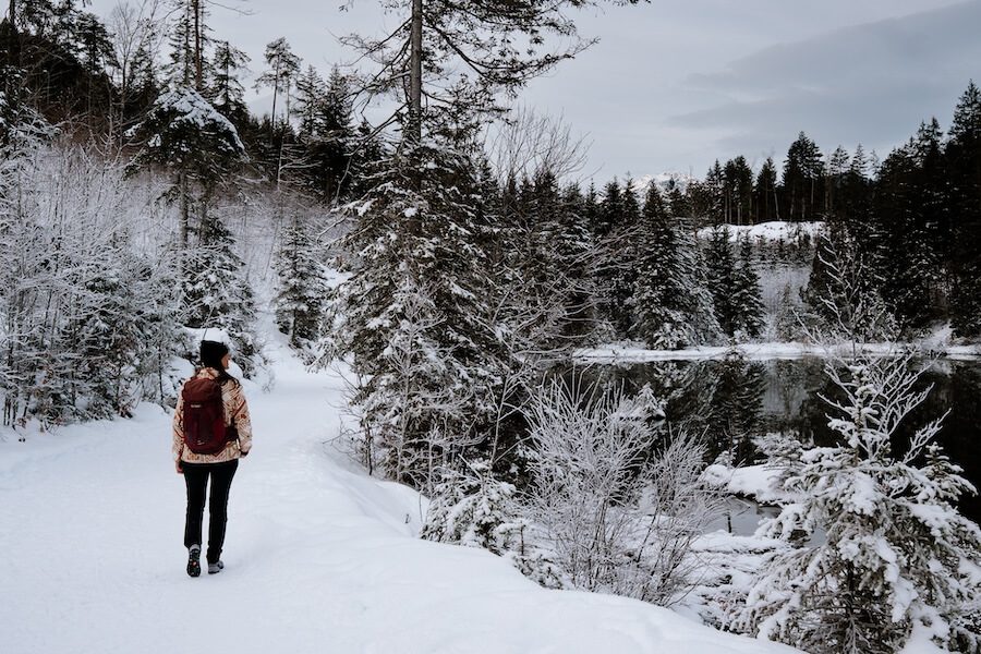 Winterwanderung am idyllischen Riedener See
