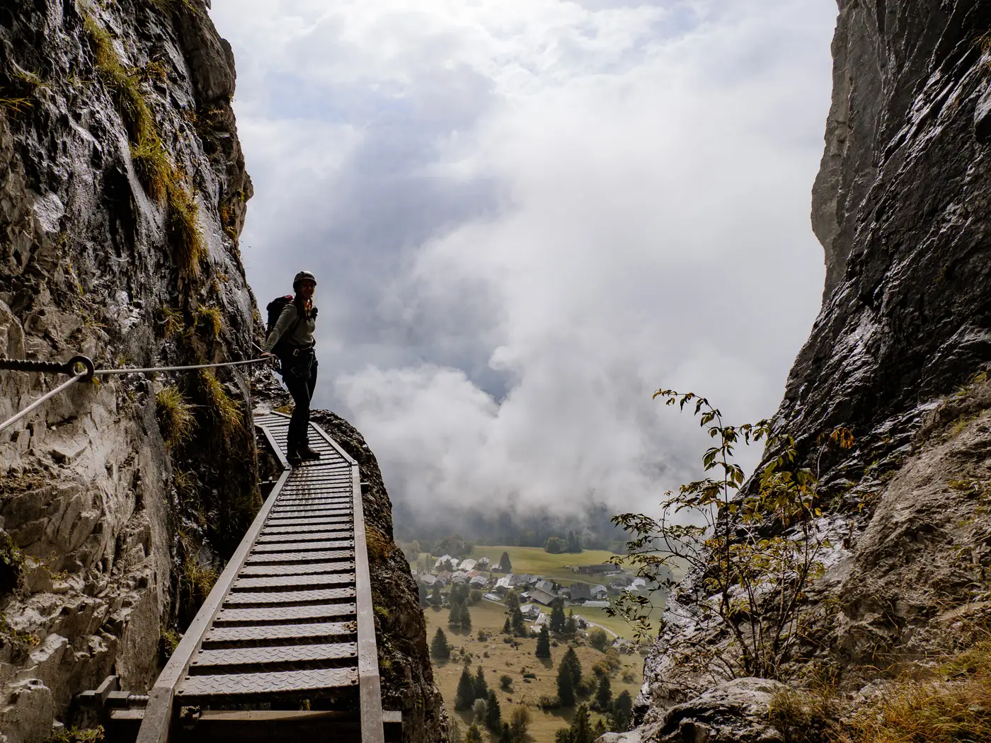 Auf dem Pinutklettersteig